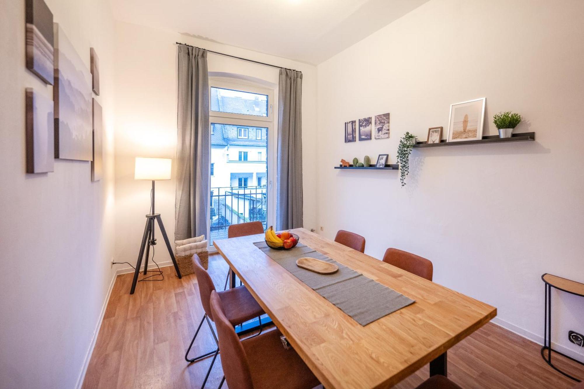 Suedstadt-Oase 1 Komfort Mit 2 Sz Und Balkon 科布倫茨 外观 照片