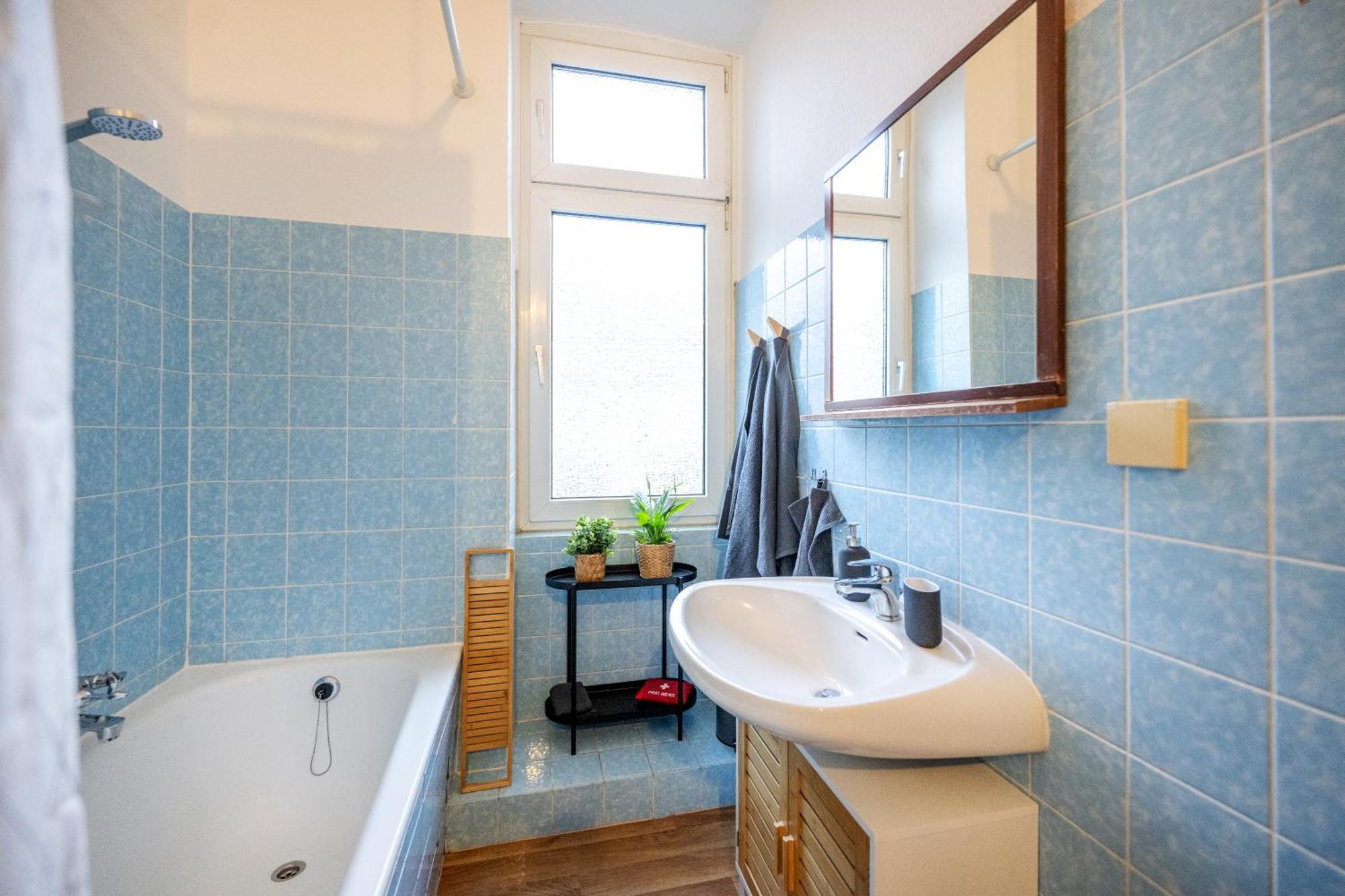 Suedstadt-Oase 1 Komfort Mit 2 Sz Und Balkon 科布倫茨 外观 照片